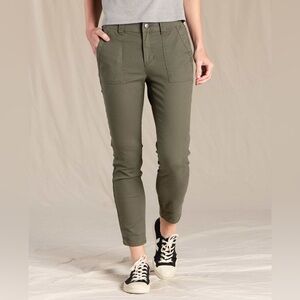 Toad&Co Size 4 Earthworks Skinny Ankle Beetle Green Pants